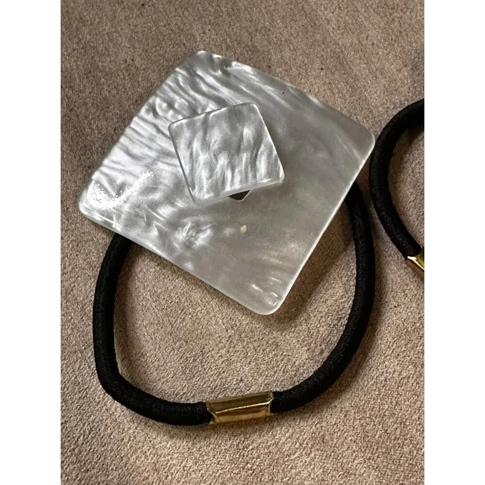 1990s early 2000s lot of 2 geometric shaped pony tail holders pearly white black